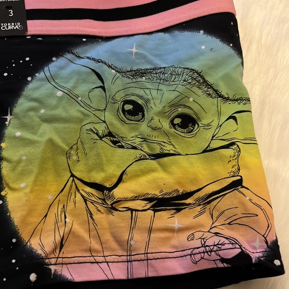 Torrid Baby Yoda Boyshort - Picture 3 of 7